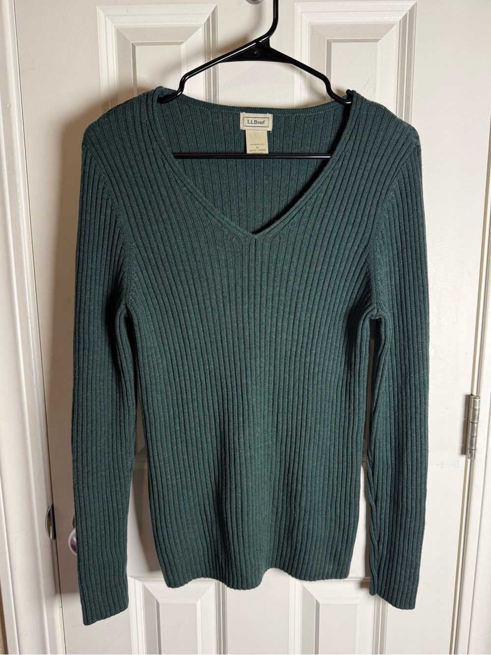 100% Merino Wool- L.L. Bean Women's V-Neck Ribbed Sweater - Forest Green